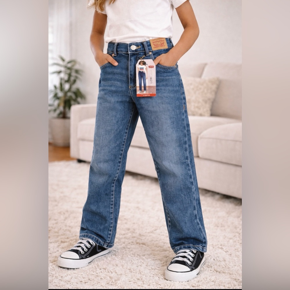 Levi’s Girls Low Pro Jeans – Mid Rise Relaxed Fit – Size 8 Regular – NWT